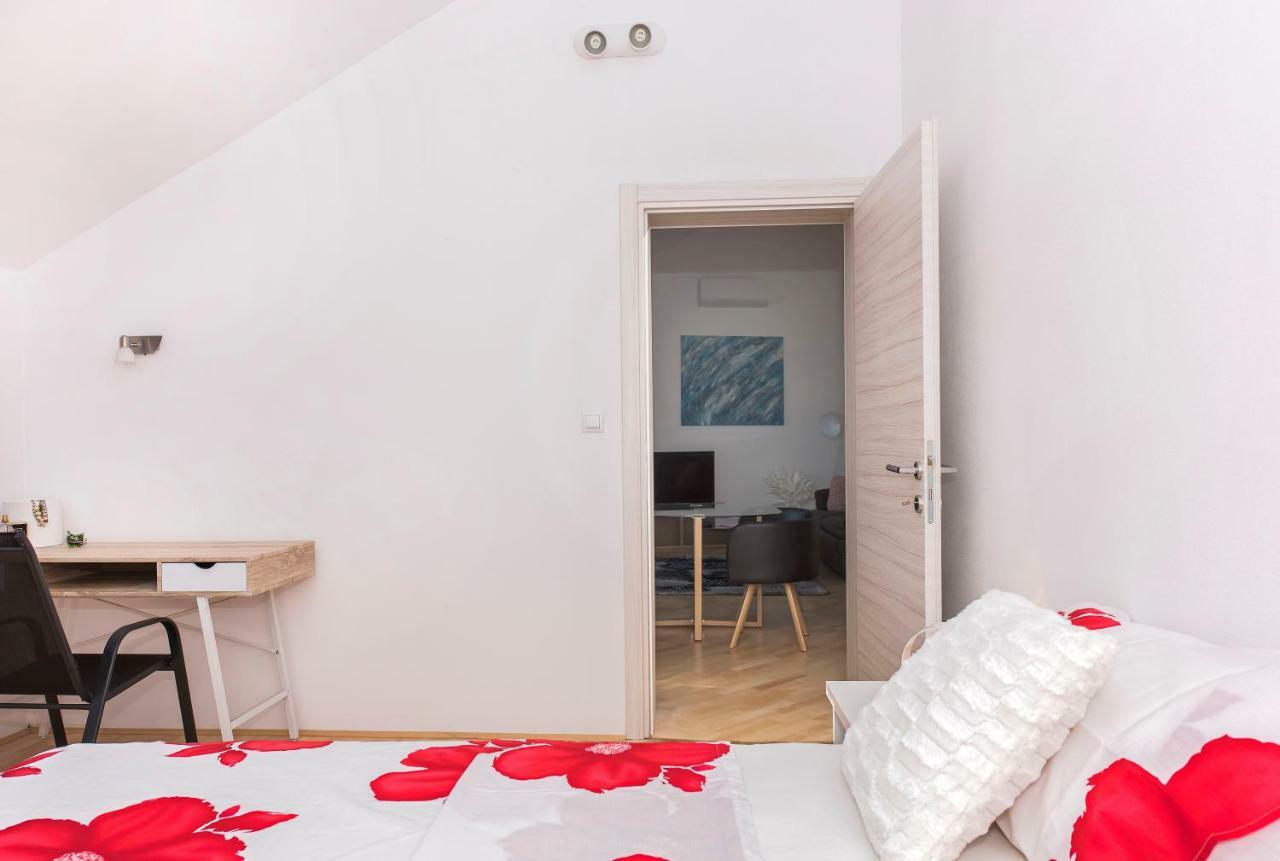 Apartman Kurika Sibenik Exterior photo